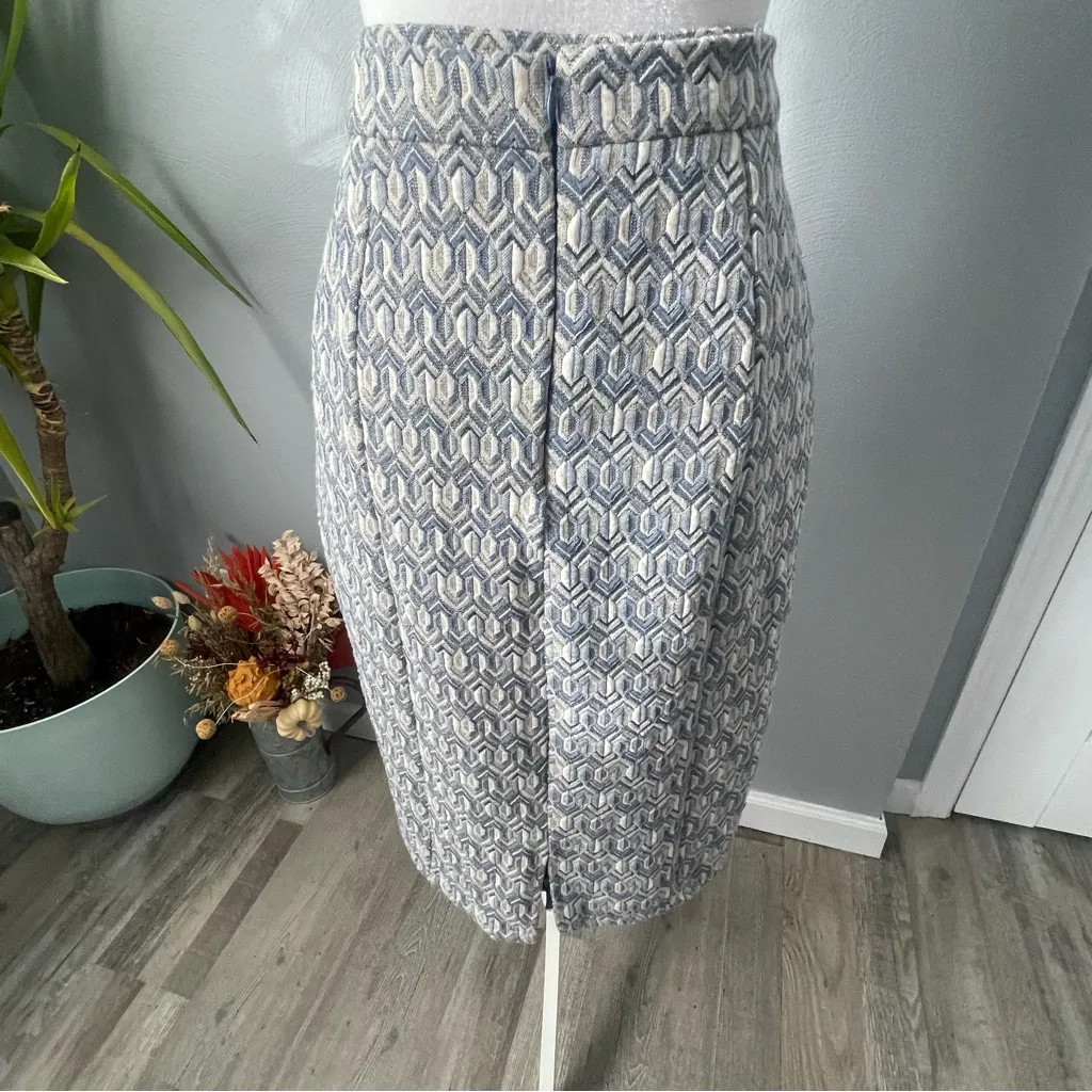 Anthropologie Maeve Emmy textured pencil skirt in geometric motif pattern - Image 4
