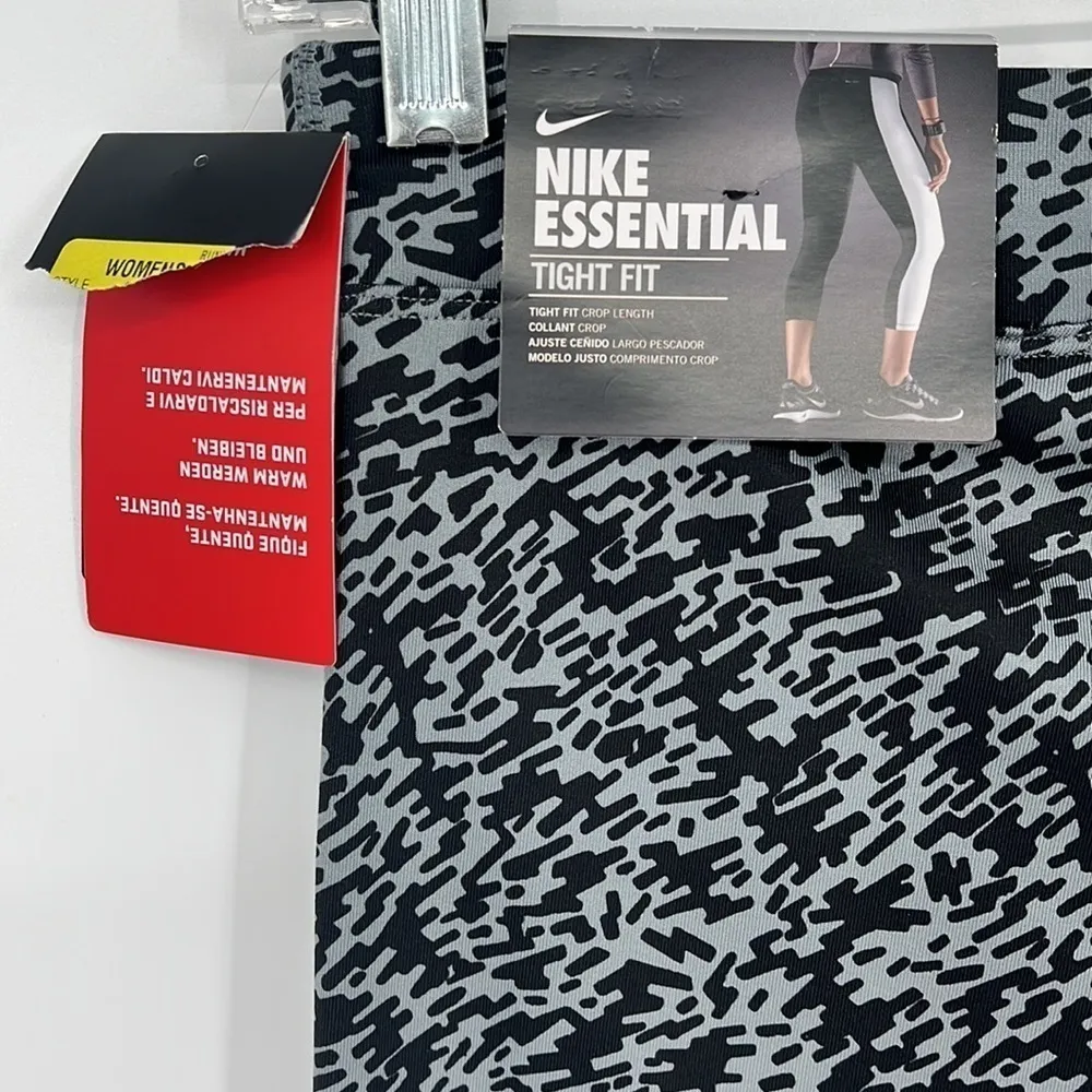 Nike Essential Tight Fit Crop Leggings Gray & Black Size Small NEW with tags! - Image 9