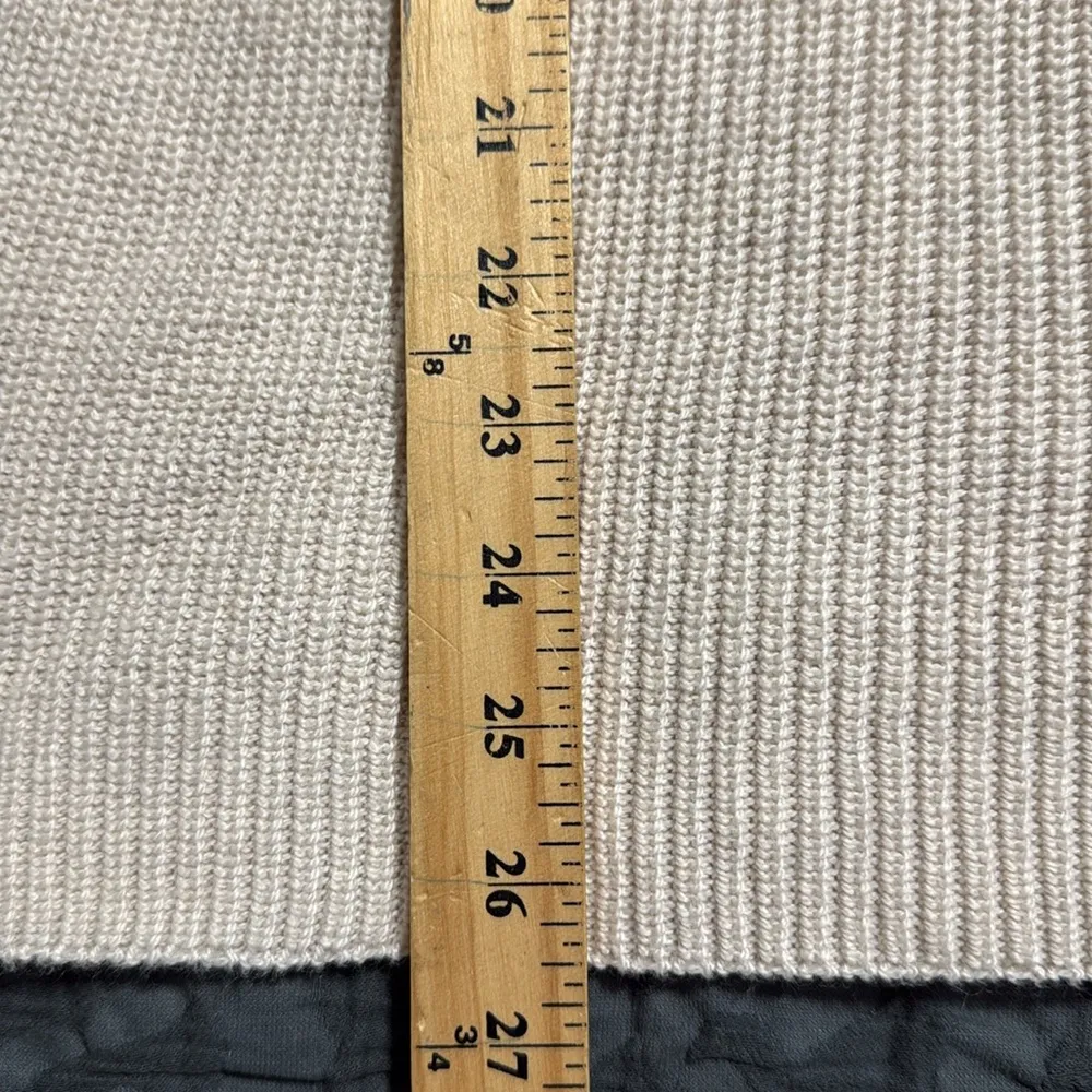 American Eagle size small pullover v-neck knit sweater lace up design on sleeves - Image 8