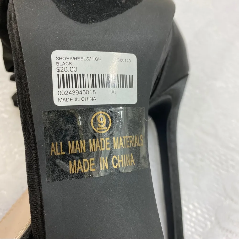 Liliana Women’s Black Spike Heels. Size 9. - Image 7