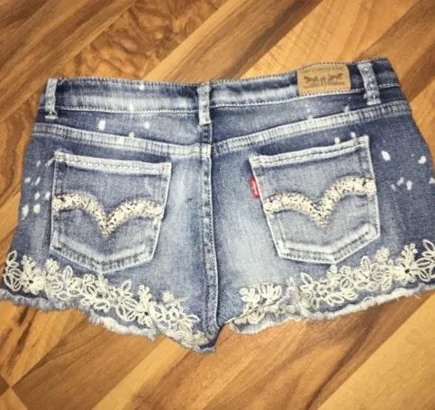 Levi Jean Shorts - Image 4