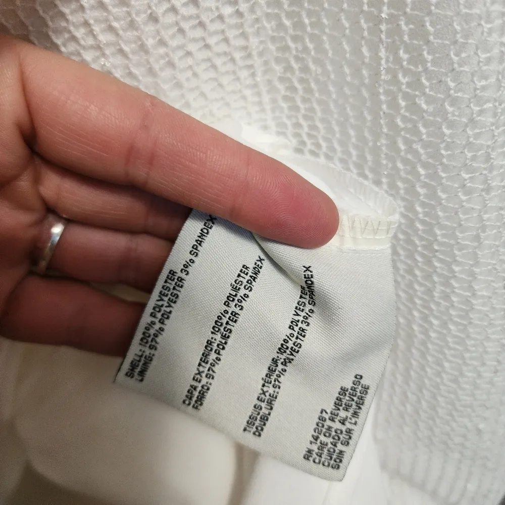 Simply Noelle White Fishnet Ruffle Hem Sleeveless Blouse Size S/M (8-10) - Image 8