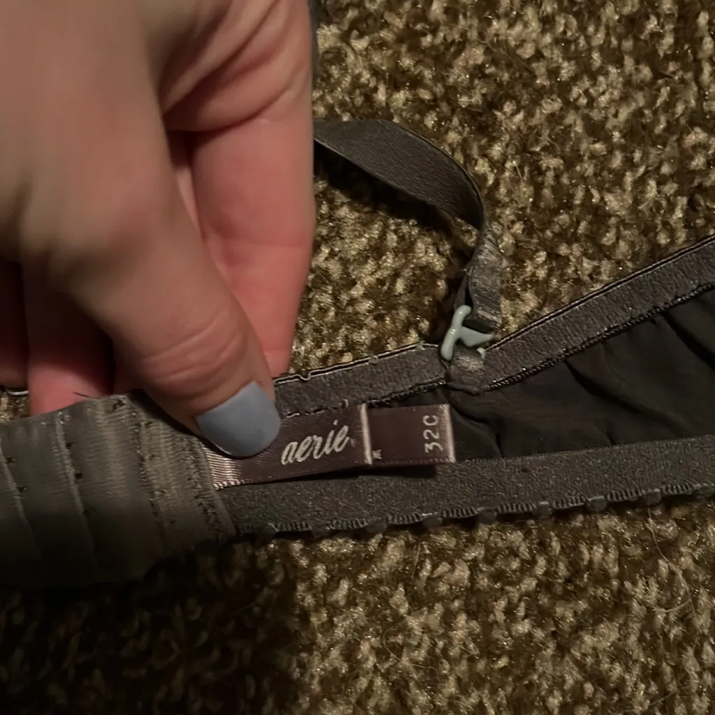 NWOT lightly padded aerie 32c limited edition bra. Front and back clip - Image 4