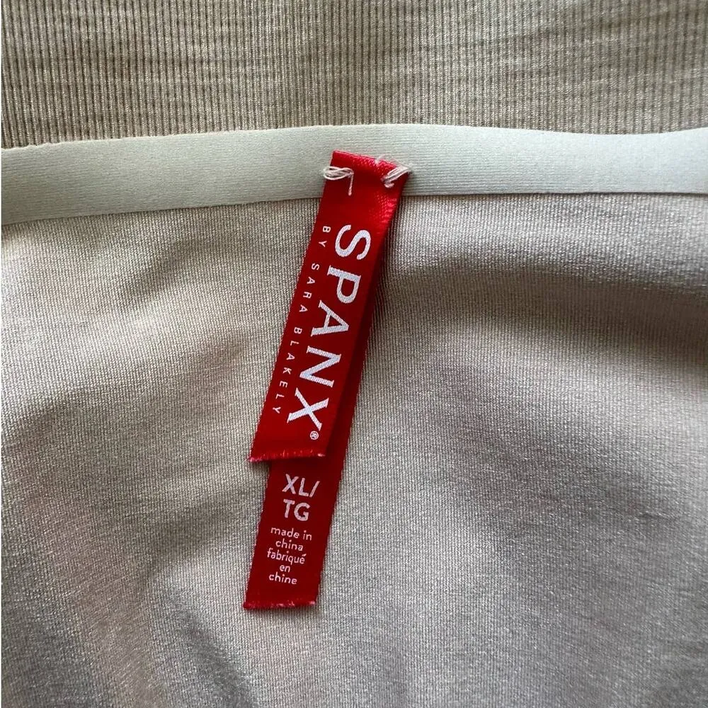 The Spanx Everybody Shape Enhancing Seamless Short Mid Thigh Bodysuit Size XL - Image 6