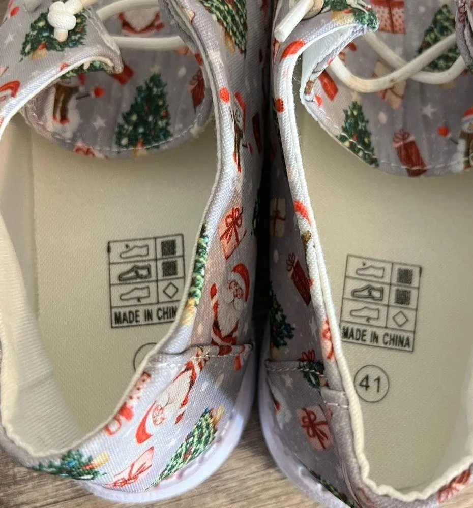 Christmas Print Slip On Shoes Chinese Size 41 Santa Trees Snowman Holiday Party Gray - Image 3