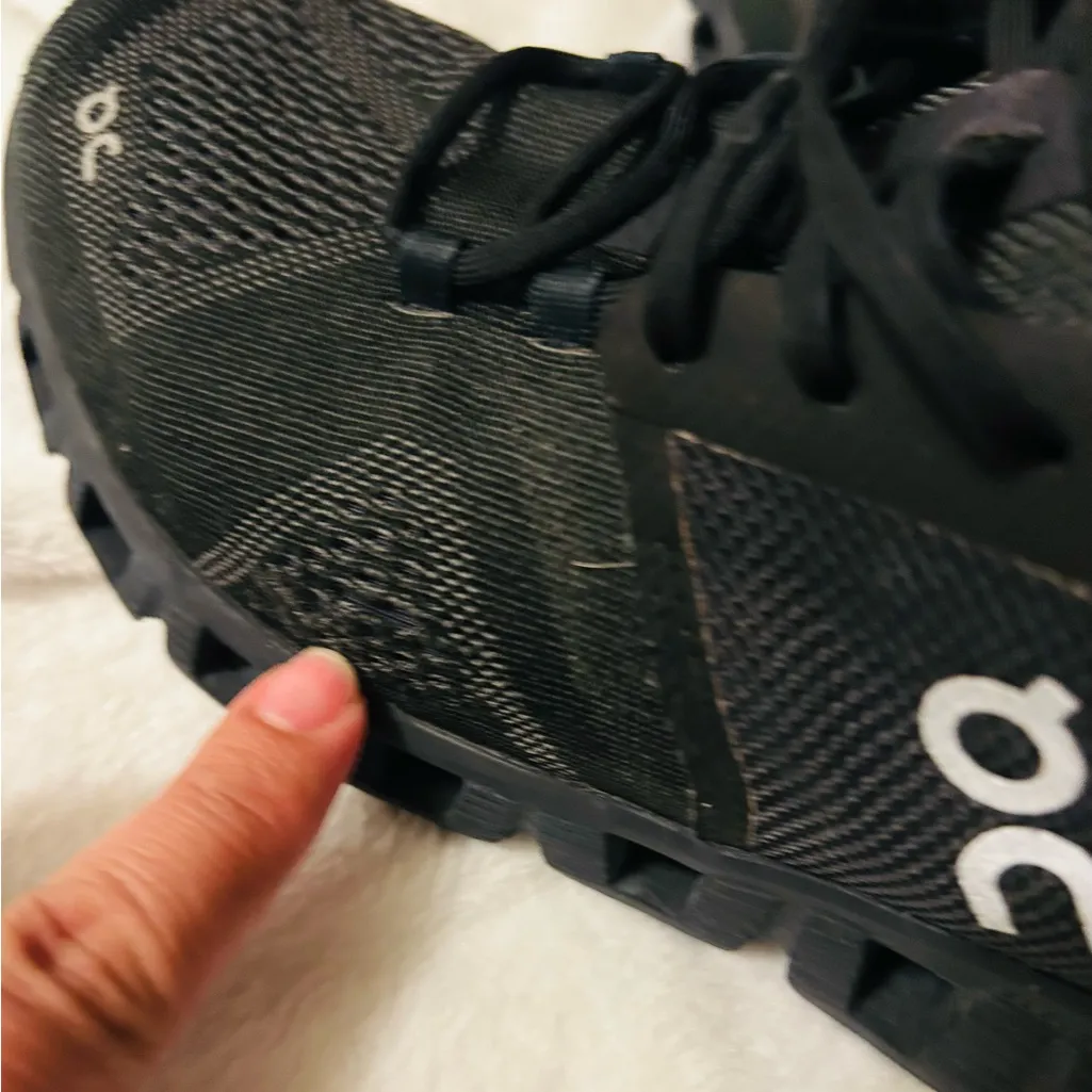 on cloud  X Black/Asphalt Women’s Size 7.5 - Image 7