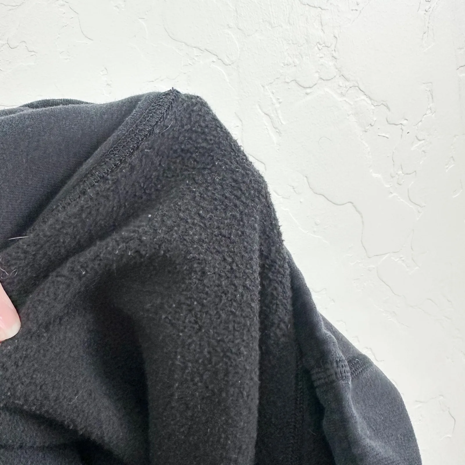 lululemon | Fleece-Lined Athletic Base layer Ankle Capri Leggings in Black - Image 4