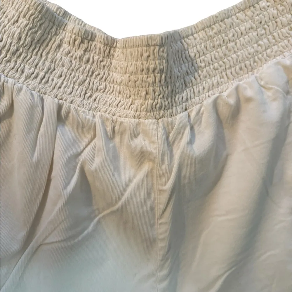 Wild Fable White High Waist Shorts - Image 3