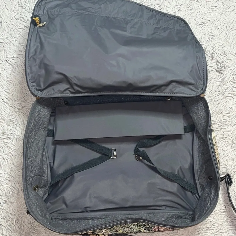 Vintage Suitcase Floral Tapestry Overnight Shoulder Bag Weekender Gray - Image 10