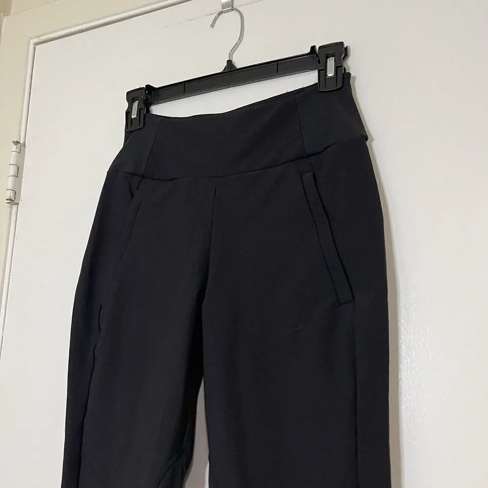 Athleta Headlands Hybrid Trek Tight in back size 2 - Image 3