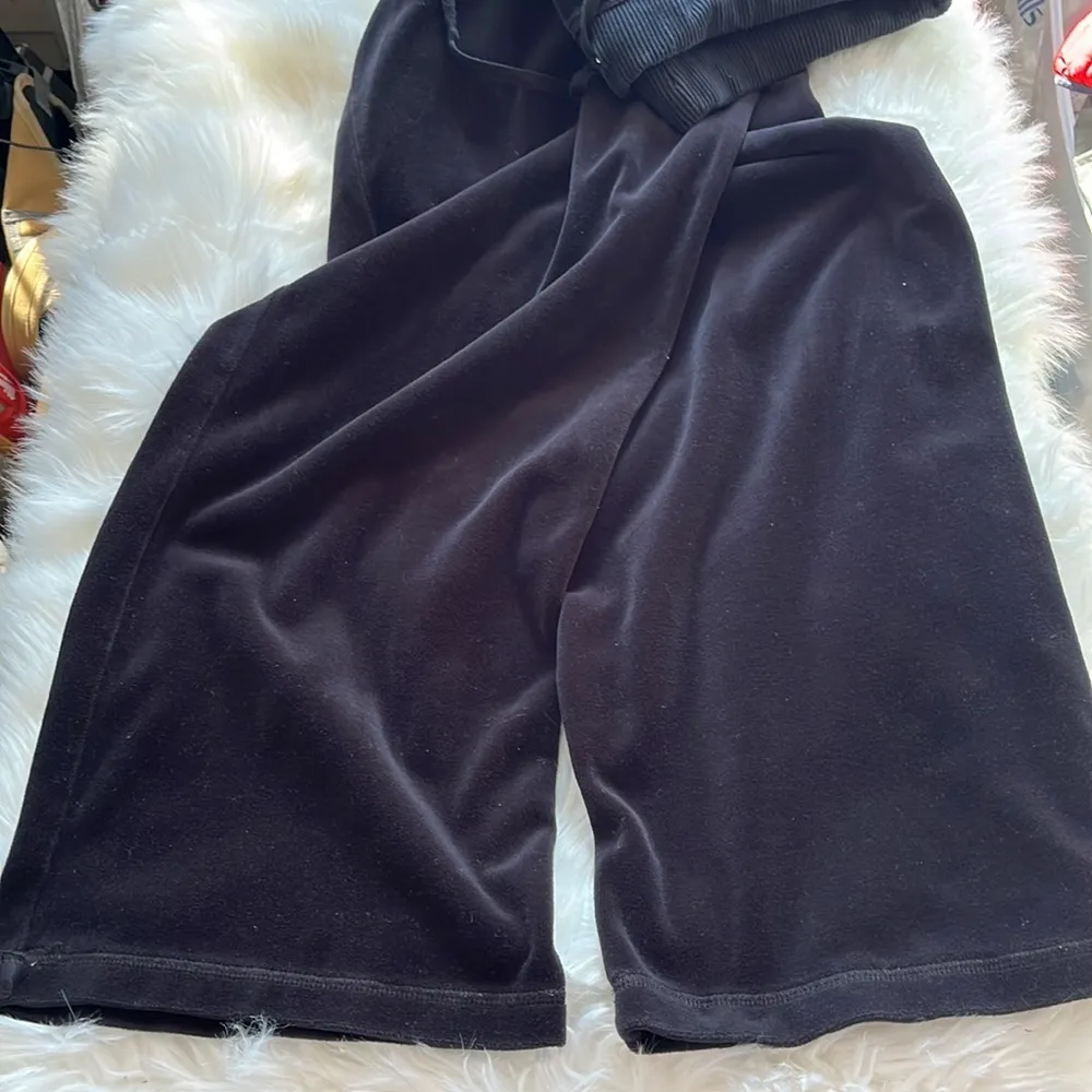 Jones New York  black track suit - Image 11