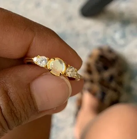 Beverly Hills Boutique Ring... Gold - Image 4