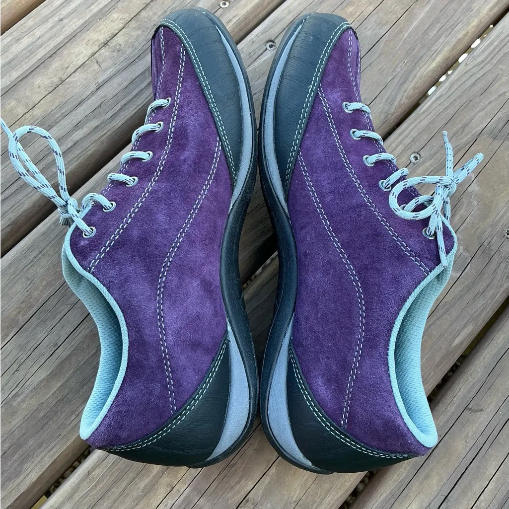 Pretty L.L.BEAN suede leather shoes 💜💜 - Image 4