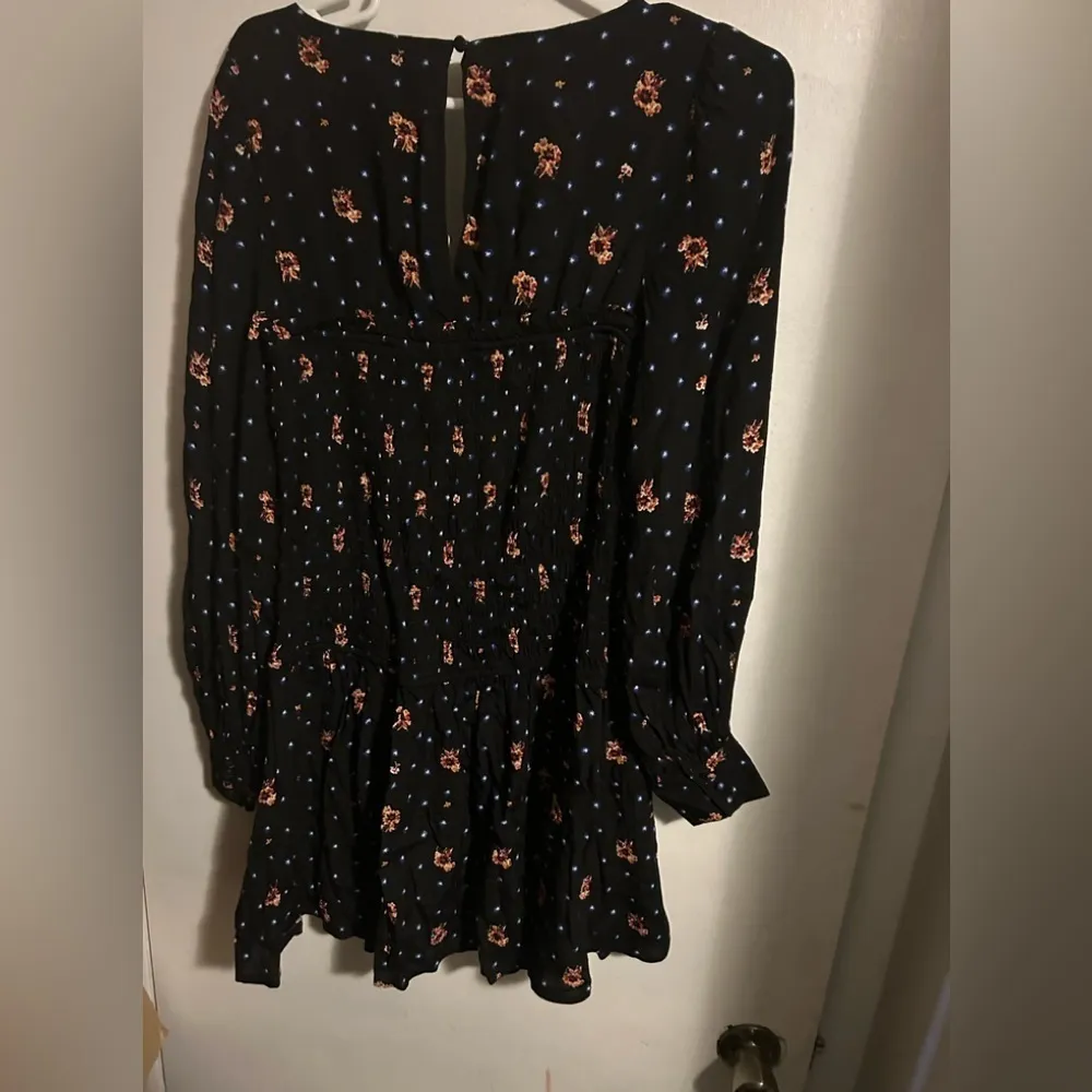 two faces black smock drop waist long puff sleeve min dress - Image 3