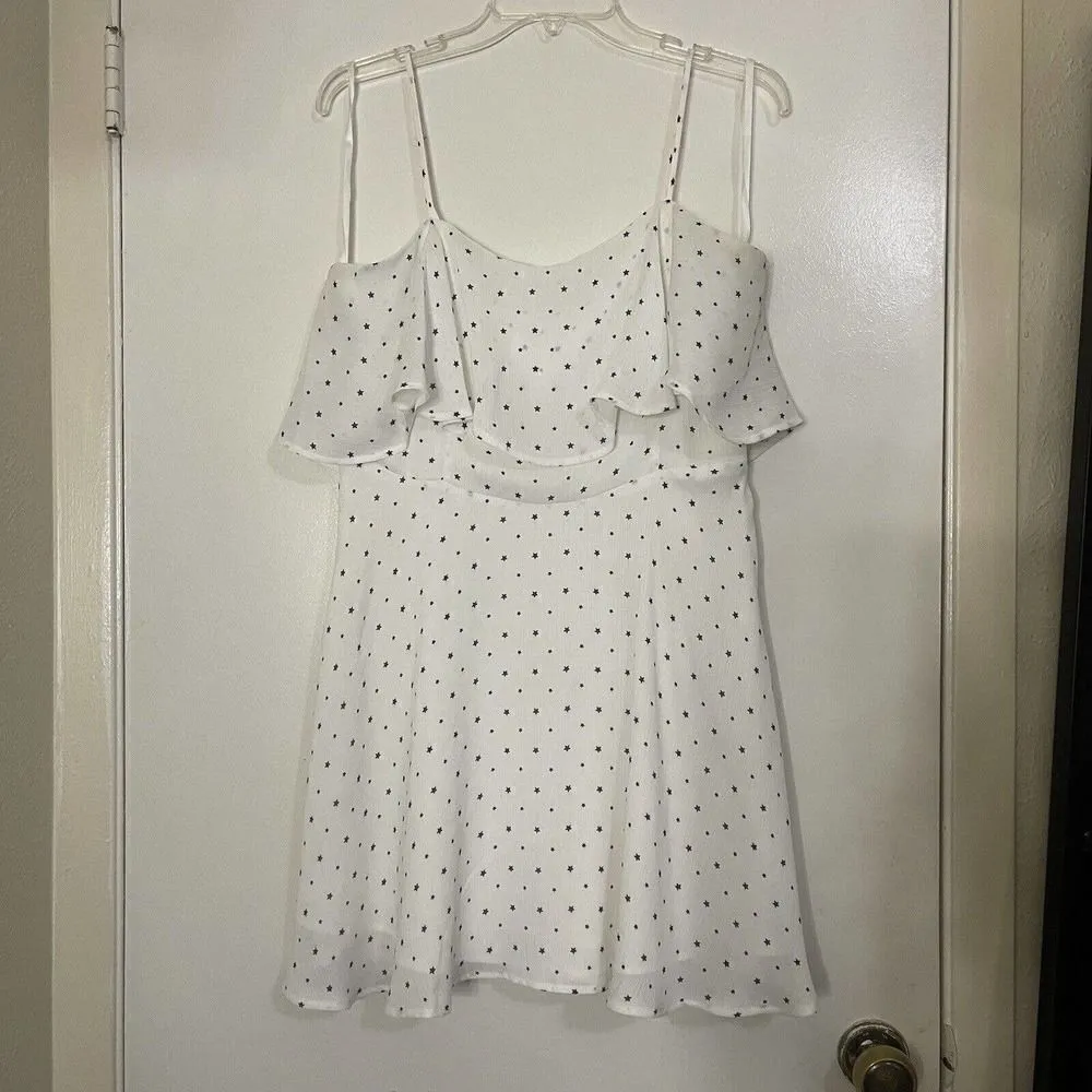 Superdown White stars flowy shift mini dress size Large - Image 2