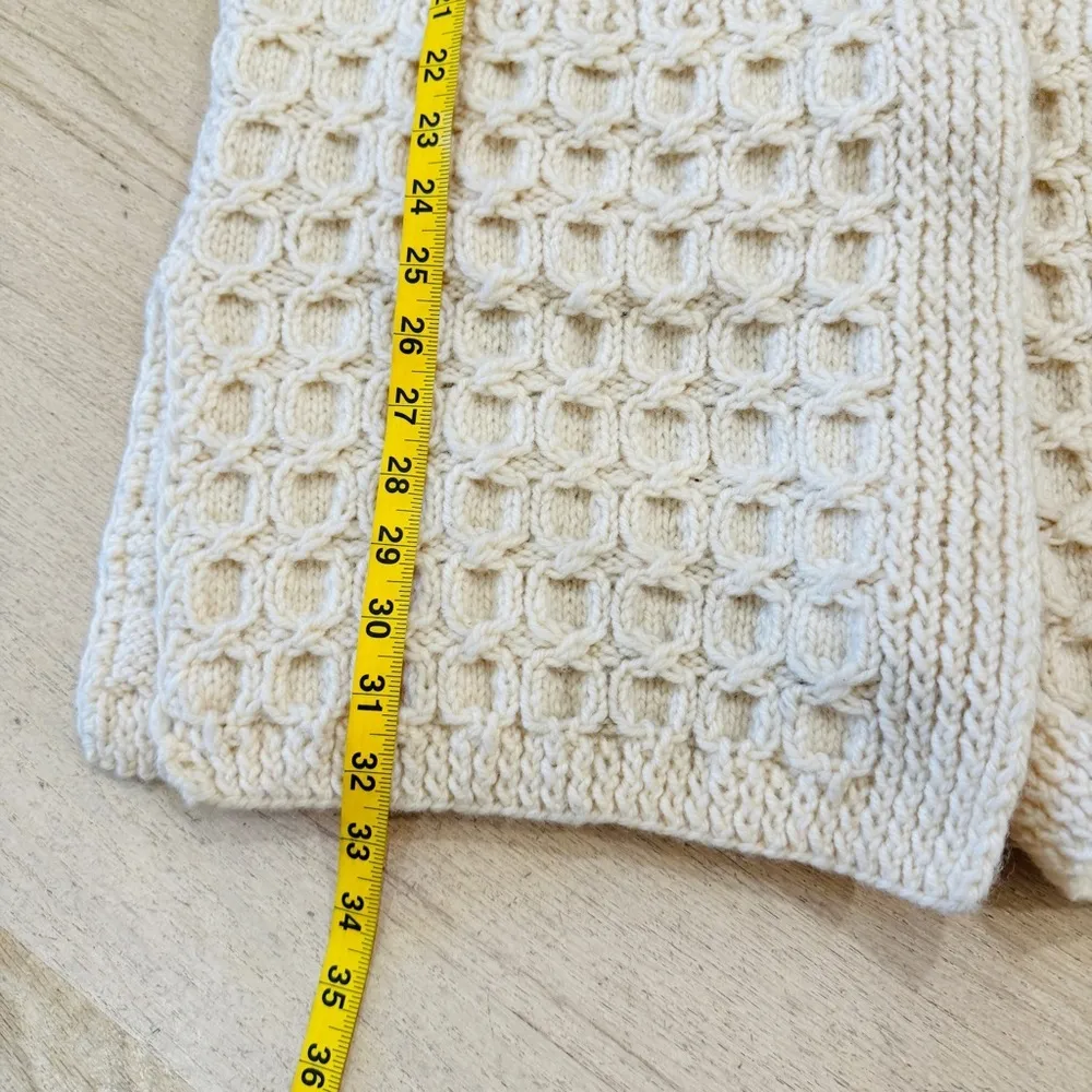 100% new wool hand knit in Ireland fisherman wool cardigan Size L - Image 12