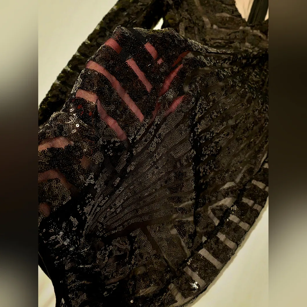 Windsor Black Sequin Long Sleeve Dress - Image 3