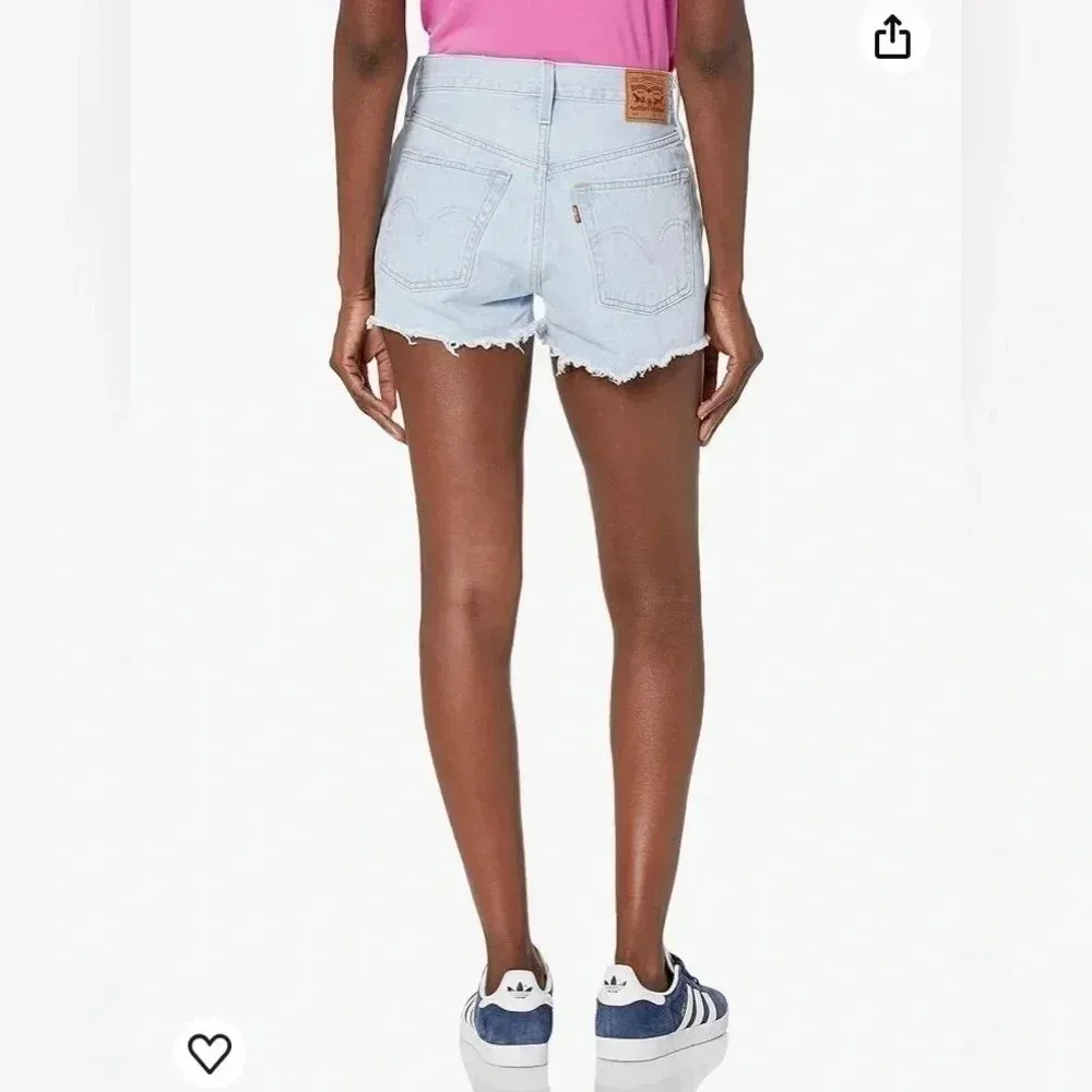 NWT Levi’s 501 Jean Shorts Size 29 in Ojai Lake Light Indigo - Image 2