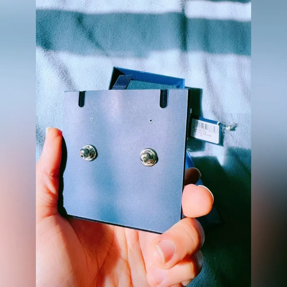 Swarovski 100 Years Disney Minnie Mouse drop earrings Asymmetrical design - Image 4