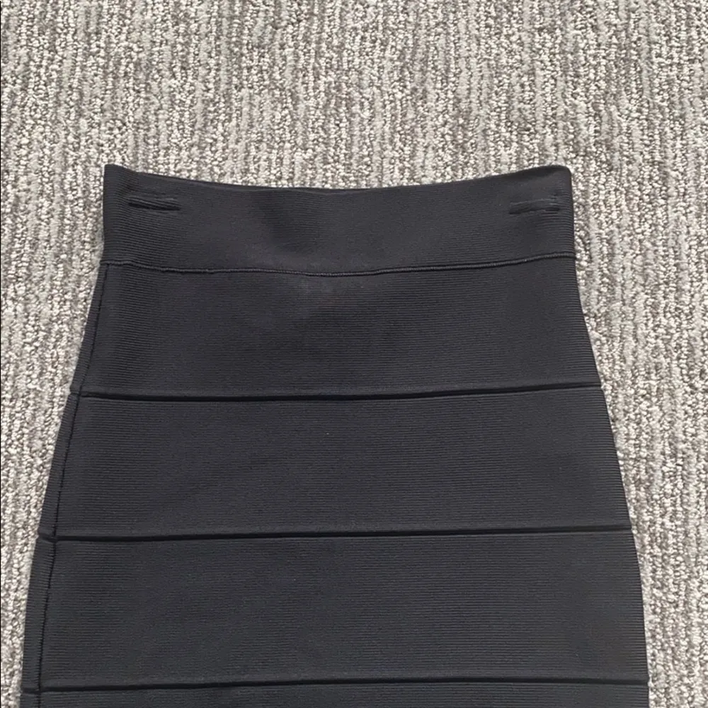 BCBG Maxazaria Bodycon Bandage Skirt - Image 10