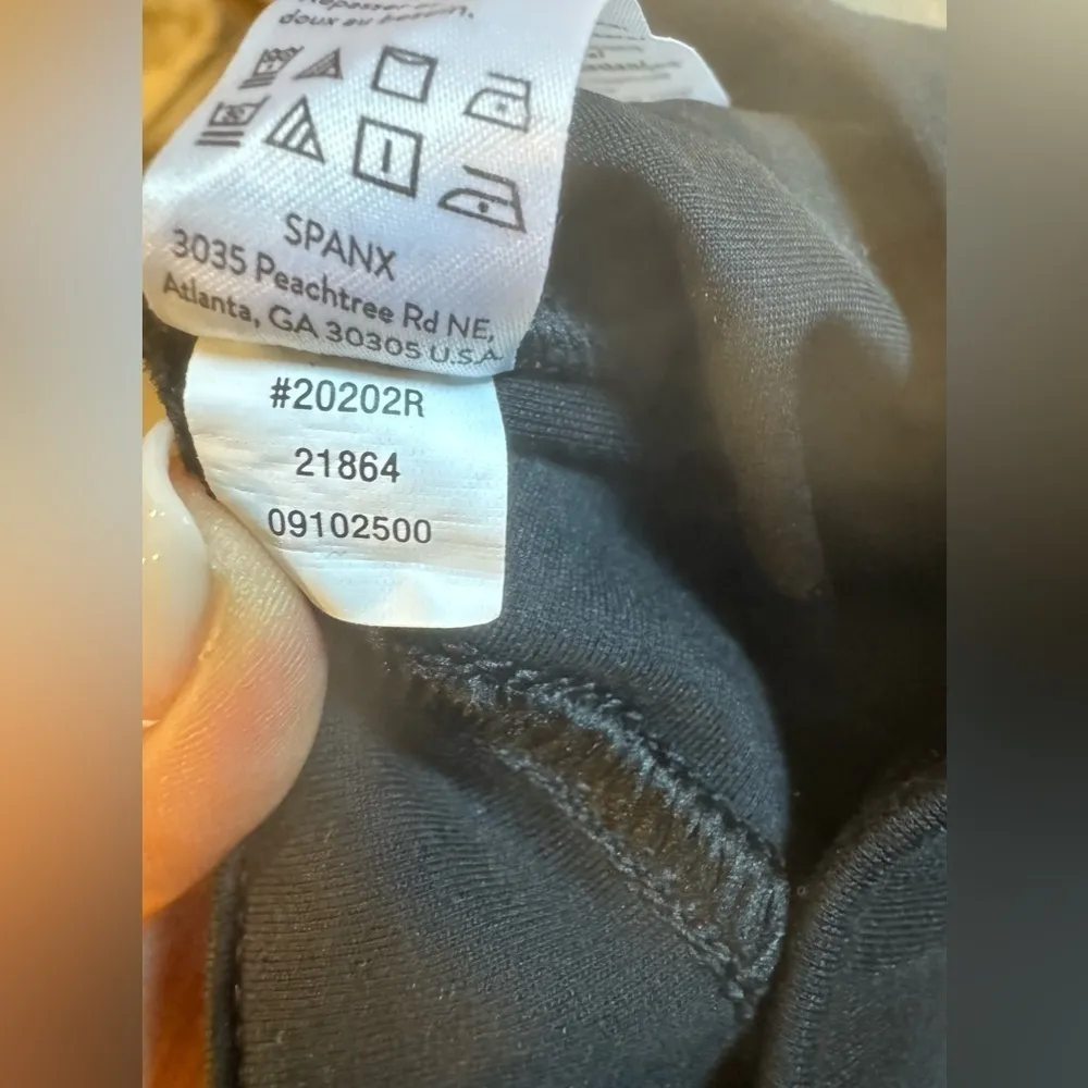 Spanx 20202R The‎ Perfect Pants Black Size Large Cropped - Image 5