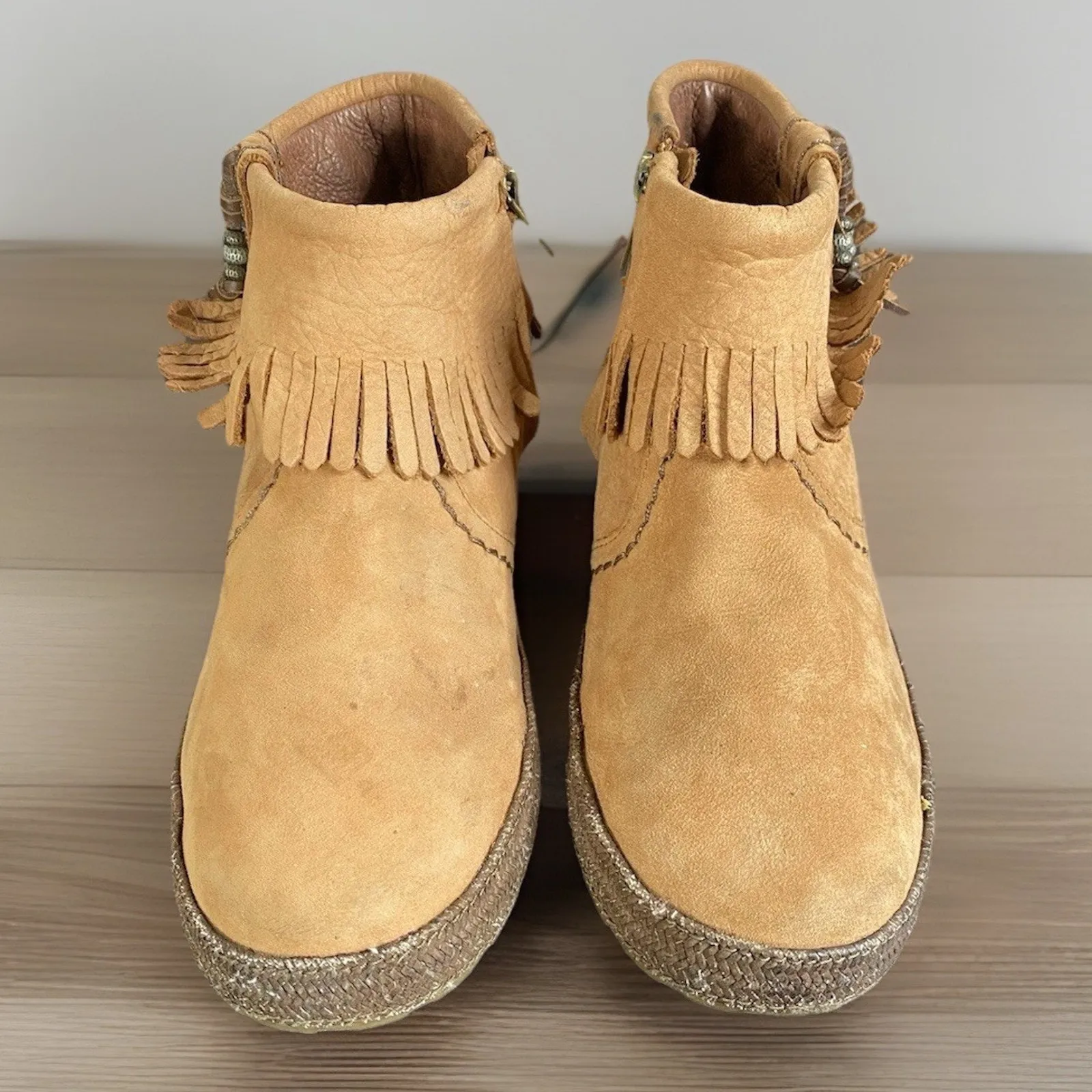 UGG Tiana Chestnut Suede Boho Ankle boots w Suede Fringe Sherpa Lined Size 5.5 - Image 2