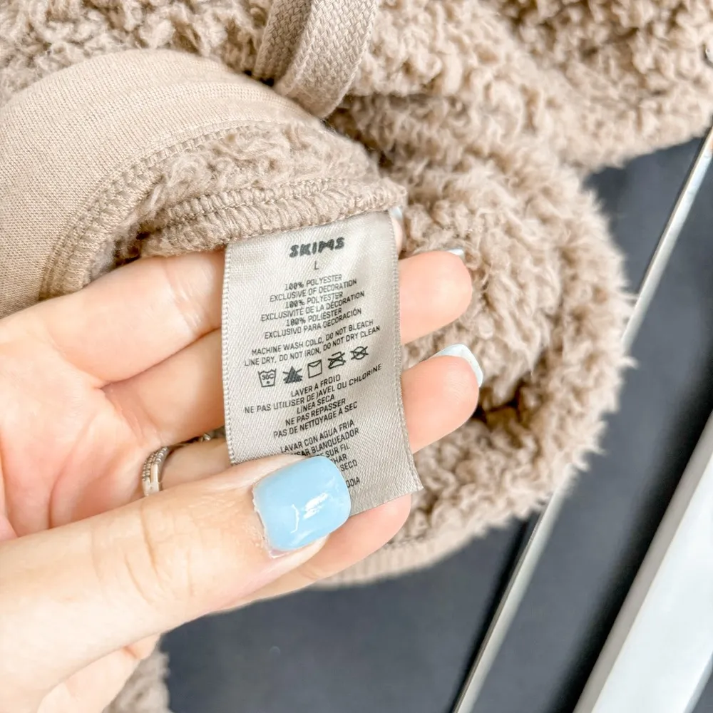 SKIMS Teddy Sherpa Jogger Pants - Image 8