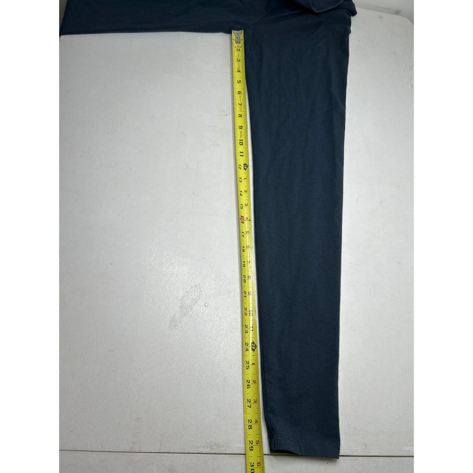 Peruvian Connection women’s dark teal size medium leggings. - Image 5