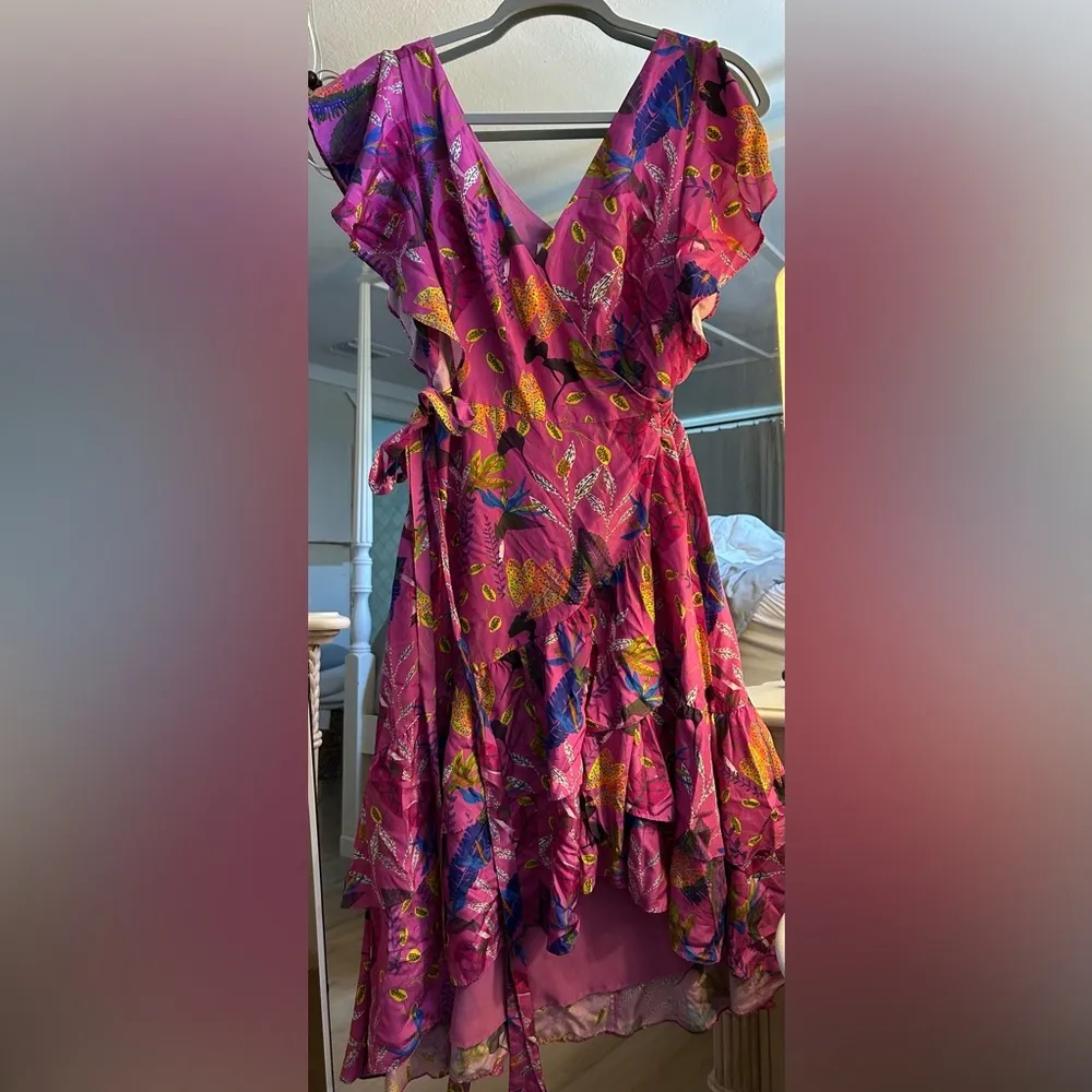 Tanya Taylor 100% Silk Printed Dita Dress Rent the runway preloved 6 $645 - Image 4