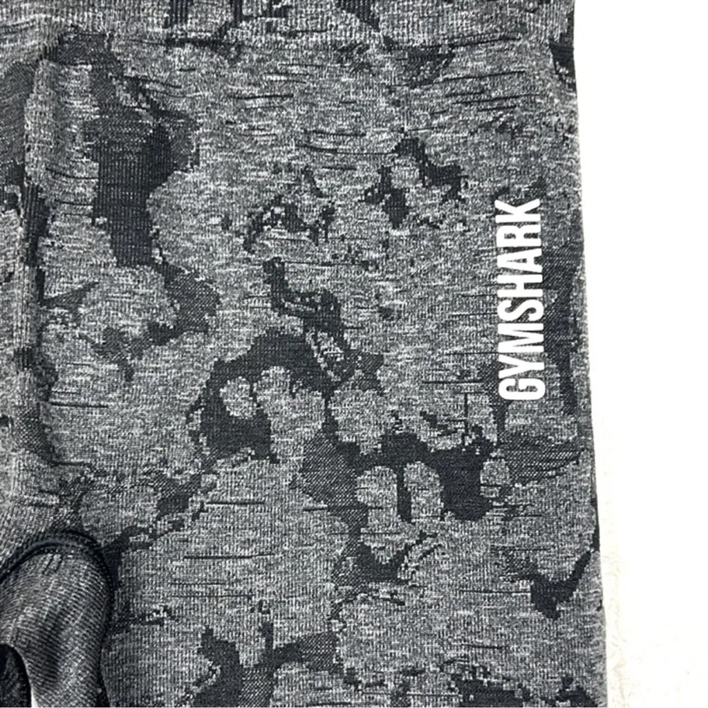 Gymshark Adapt Seamless Scrunch Butt Camo High Rise Leggings Size S Small EUC - Image 5