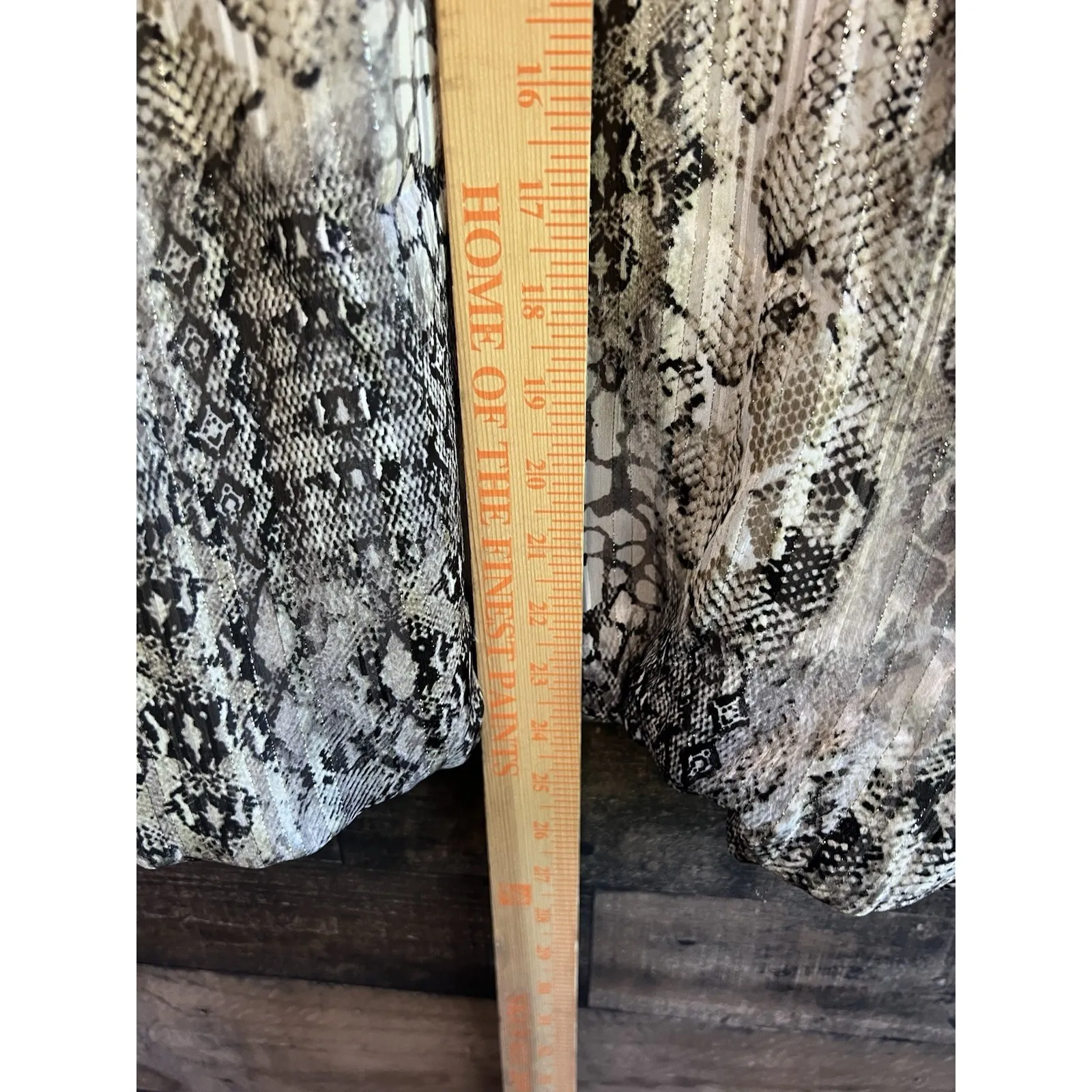 Sara Michelle Flare Sleeves Crossover Bell Bottom Top Size Large Animal‎ Print - Image 9