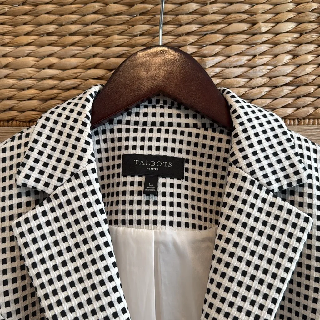 Talbots Jacquard Button Front Career Blazer w/Pockets, LP - Image 2