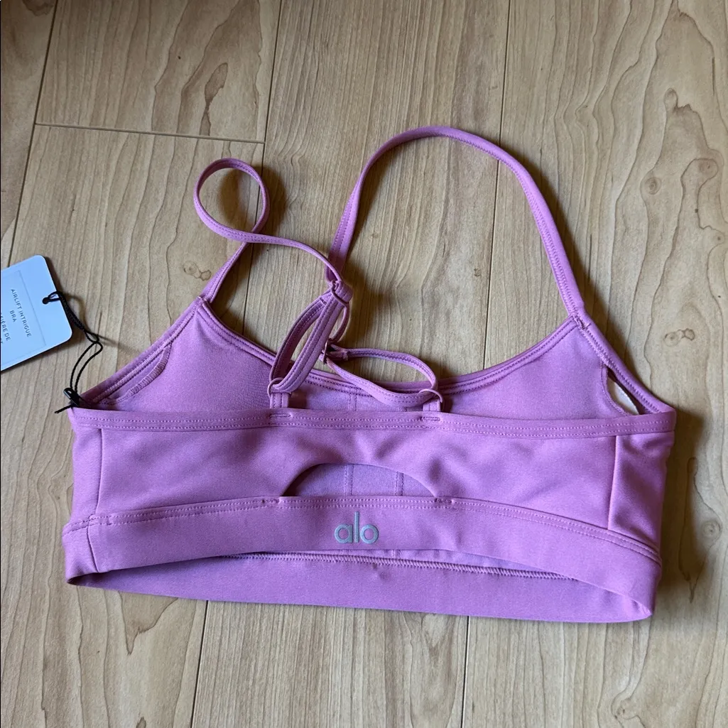 Alo Airlift Intrigue Bra - Image 3