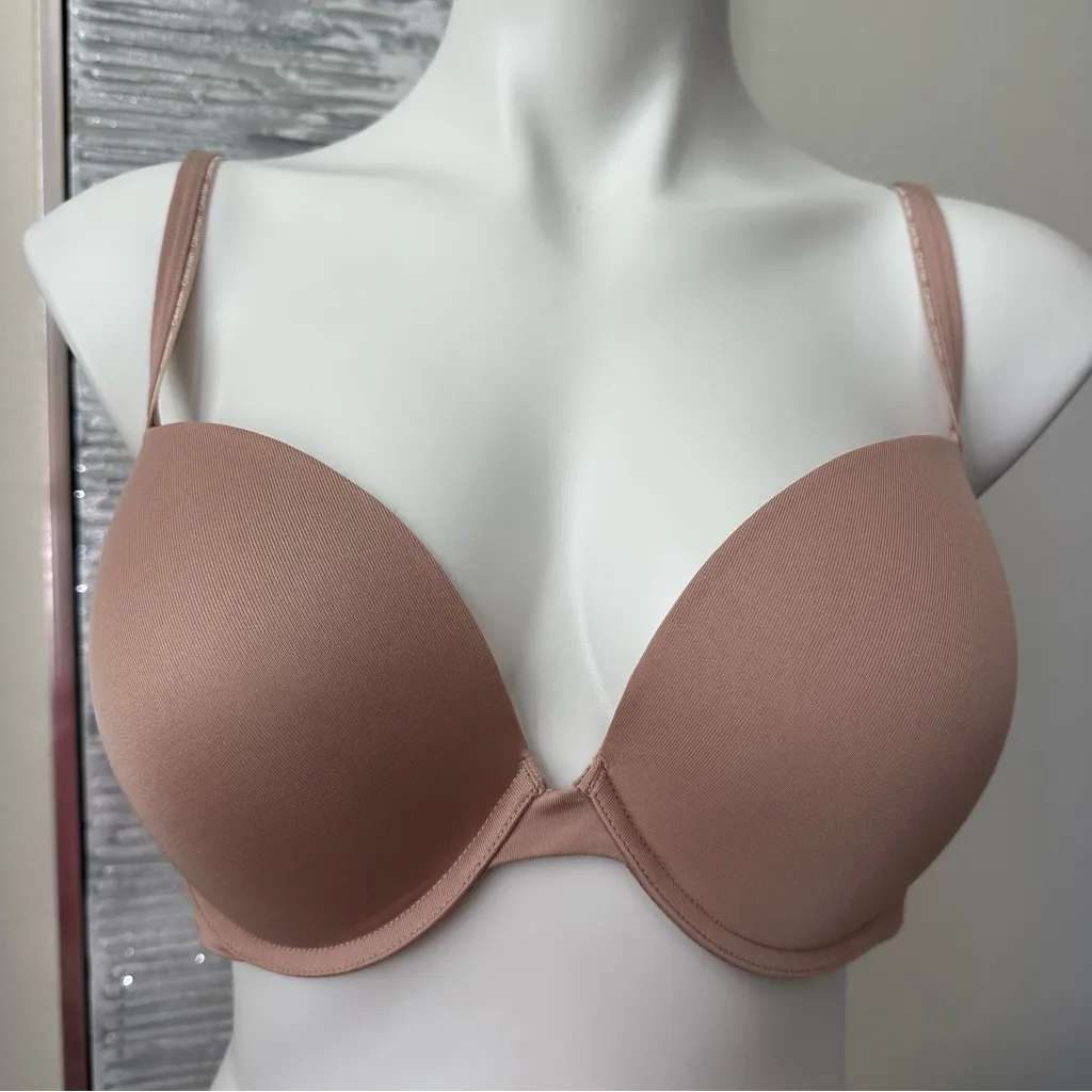 Calvin Klein Nude Push Up Plunge Bra Size 38C - Image 8