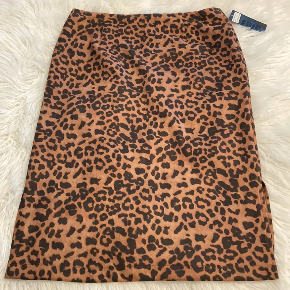 ERIC MID Leopard Print Brown Skirt size L brand new length 27” waist 34” elastic Size L - Image 4