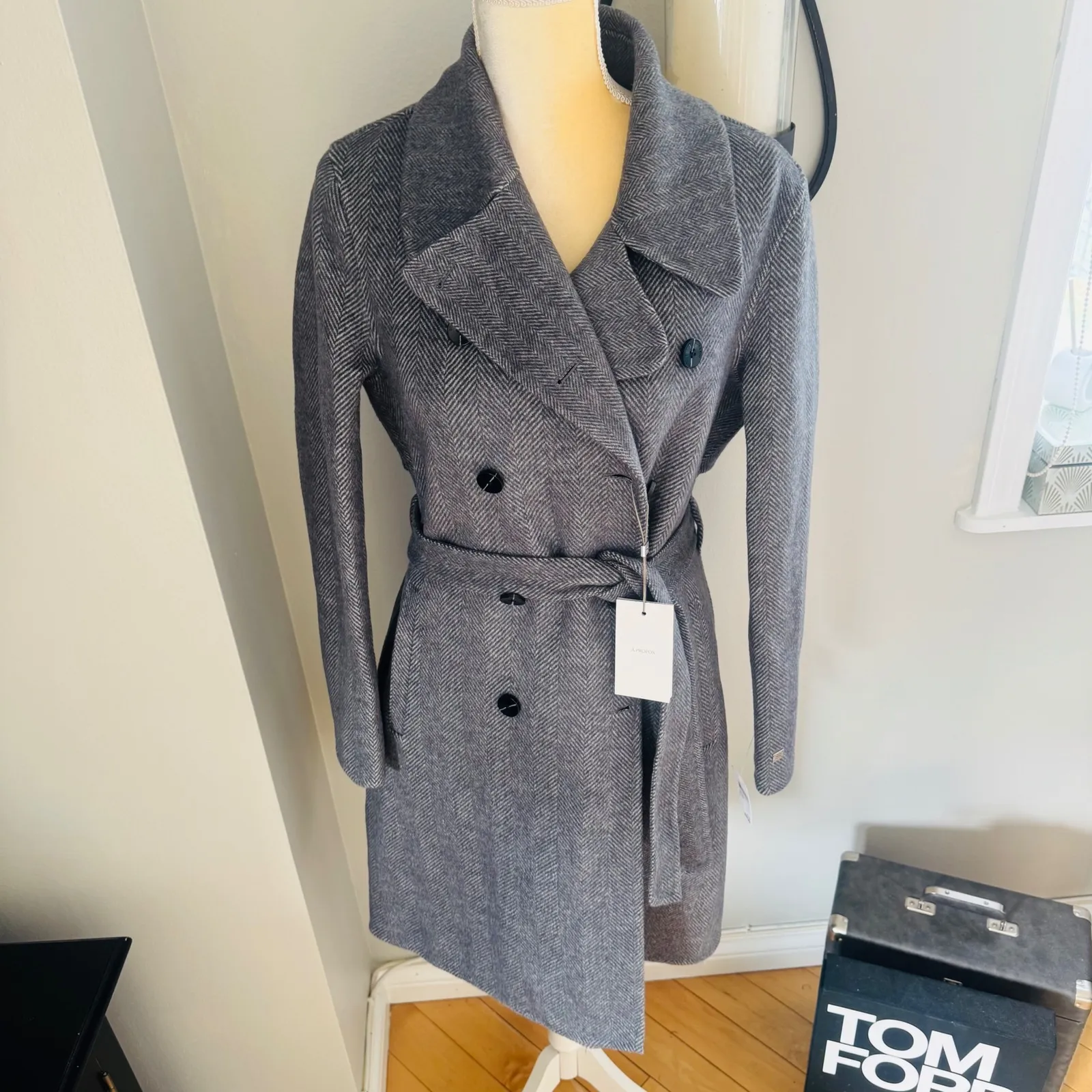 Soia &‎ Kyo Safira Double Breasted Wool Herringbone Coat, Black/Gray Medium NWT - Image 11