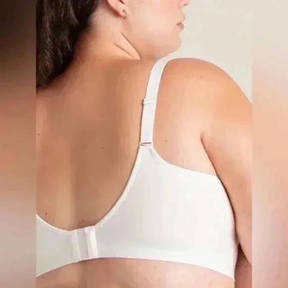 Shapermint Essentials Daily Comfort Wireless Shaper Bra White Medium - Image 5