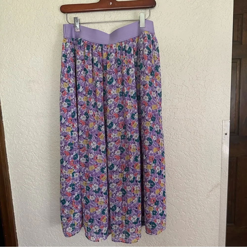 Skies Are‎ Blue Lavender Floral Pleated Midi Skirt Size Medium - Image 10