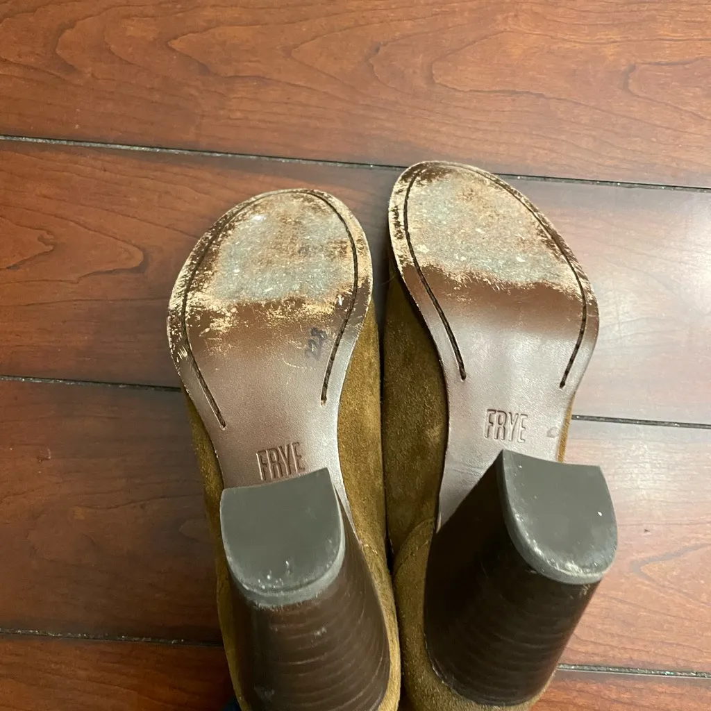 Frye‎ Suede Meghan Schooties Booties - Image 10