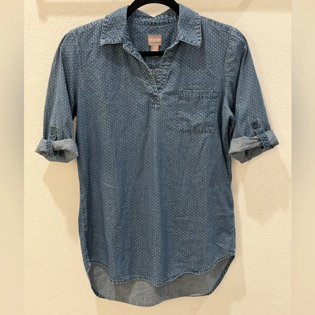 Chicos Lightweight Chambray Polka Dot Popover Top – Size 0 (Fits Like S/M) - Image 7