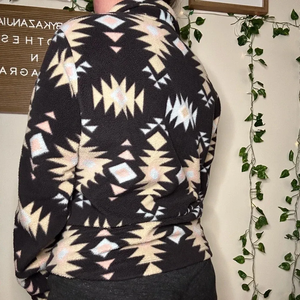 Pacsun Patterned Fleece Quarter Zip - Image 2