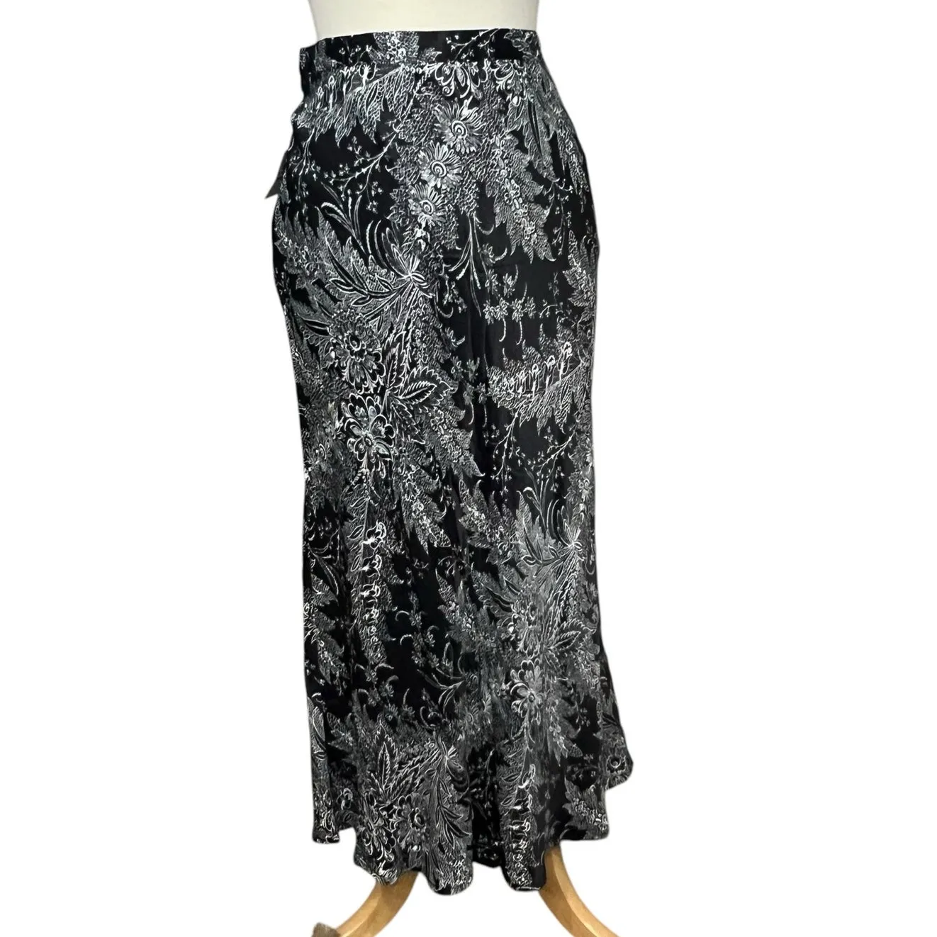 Anthropologie Bias Satin Midi Skirt 8 Black Floral Romantic Fairy Whimsygoth NEW - Image 2