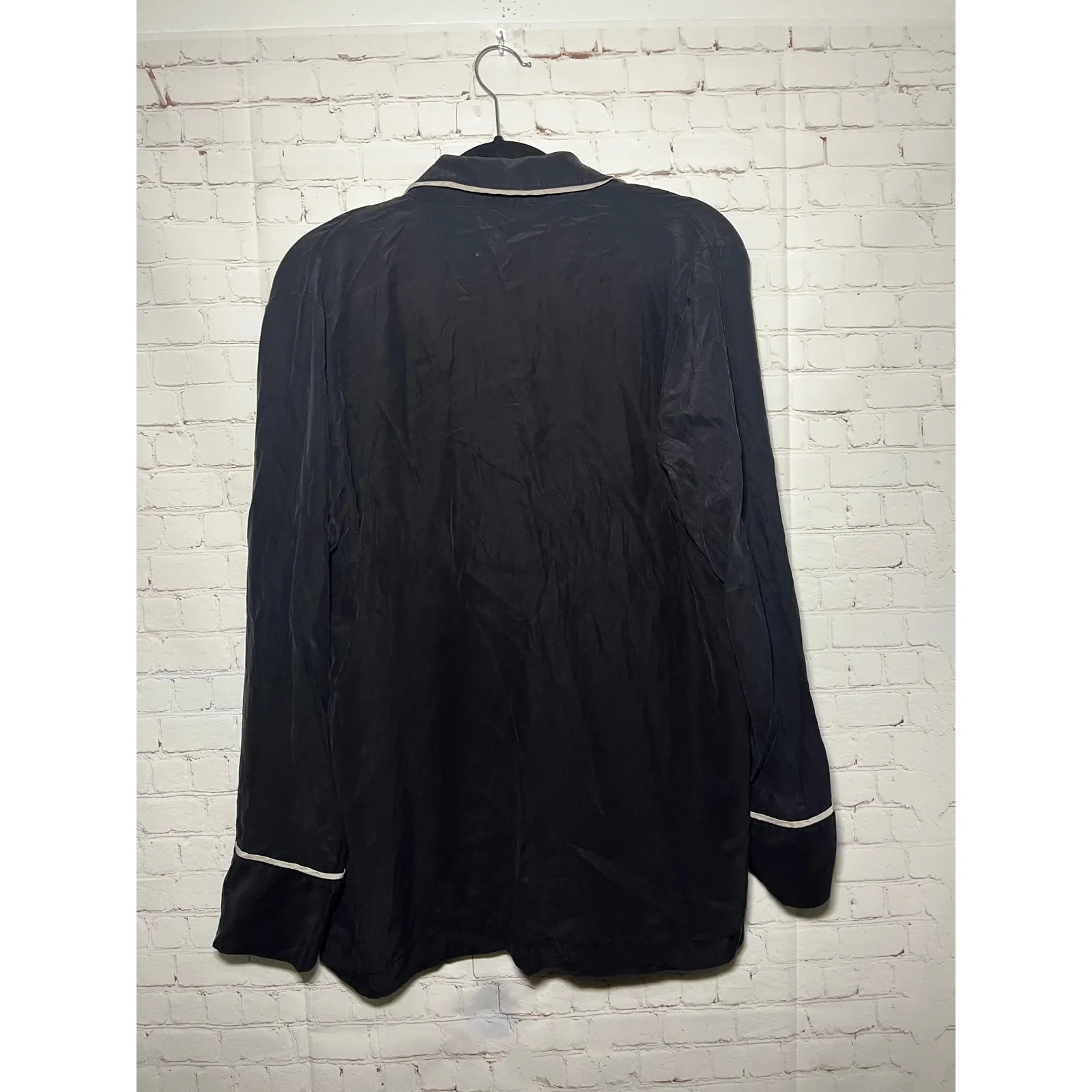Jenni Kayne Black Silk Pajama Shirt Long Sleeve Contrast Piping Top Womens L - Image 3