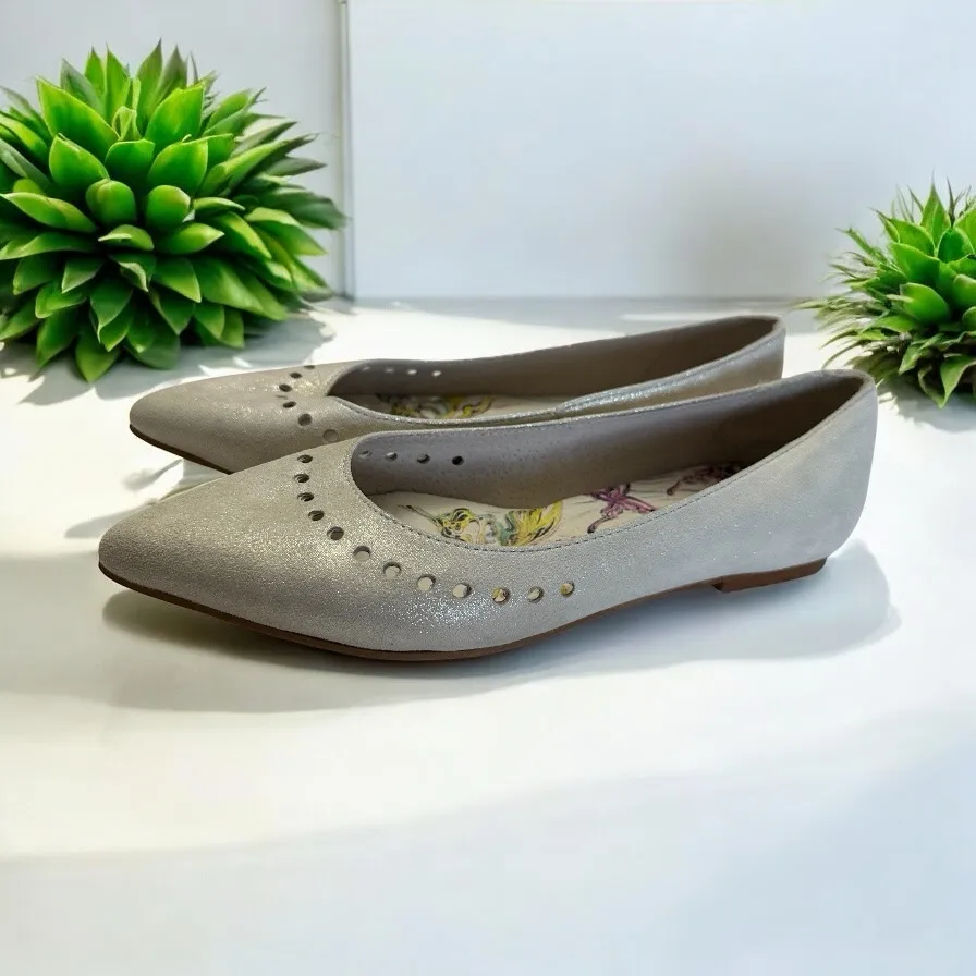 Sacha London Cream Sparkle Cut Out‎ Flats Size 37 USA 6.5 Vintage Silver - Image 2