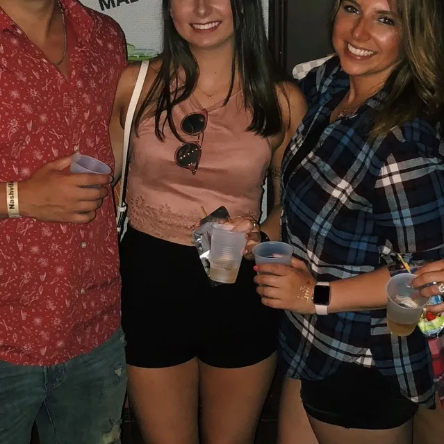 Shein Backless Mauve Halter Top - Image 7