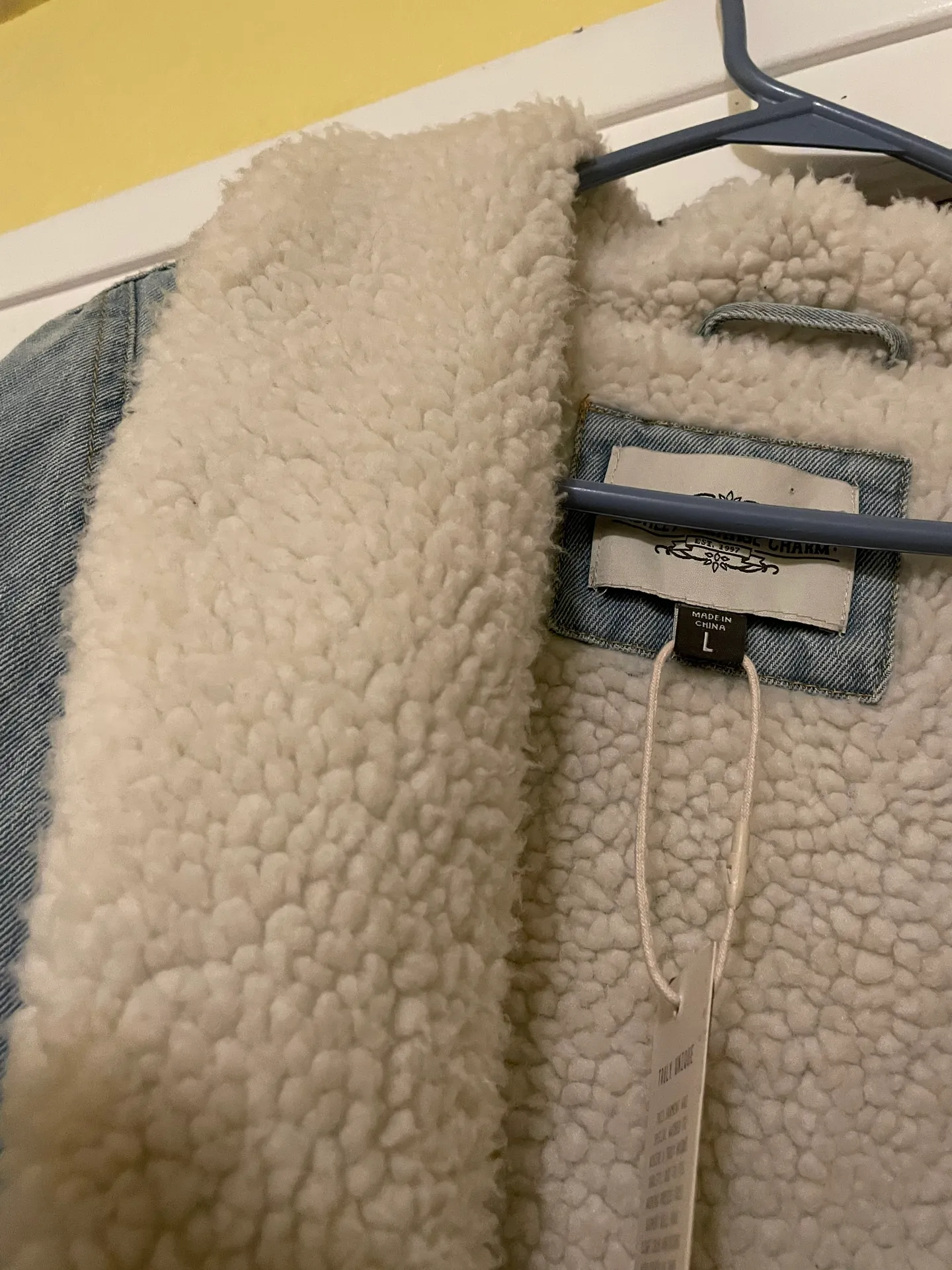 Jean Jacket Size L - Image 6