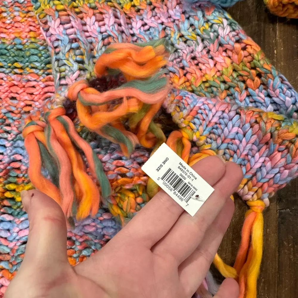 NEW! 4 piece GAP Honeycomb knits set in Rainbow Multi - Image 5