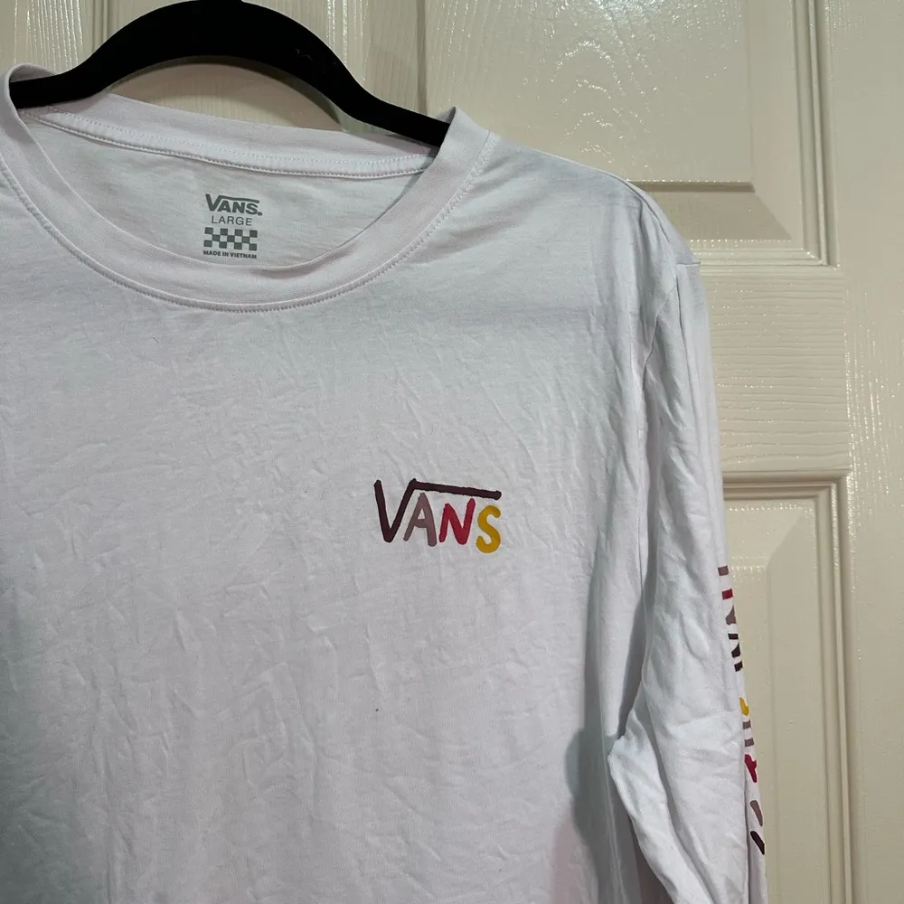 Vans off the wall long sleeve crew neck cropped shirt size large - Image 3
