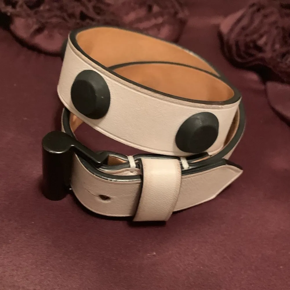 Reed Krakoff Atlas Studded Leather Wrap Bracelet - Image 4