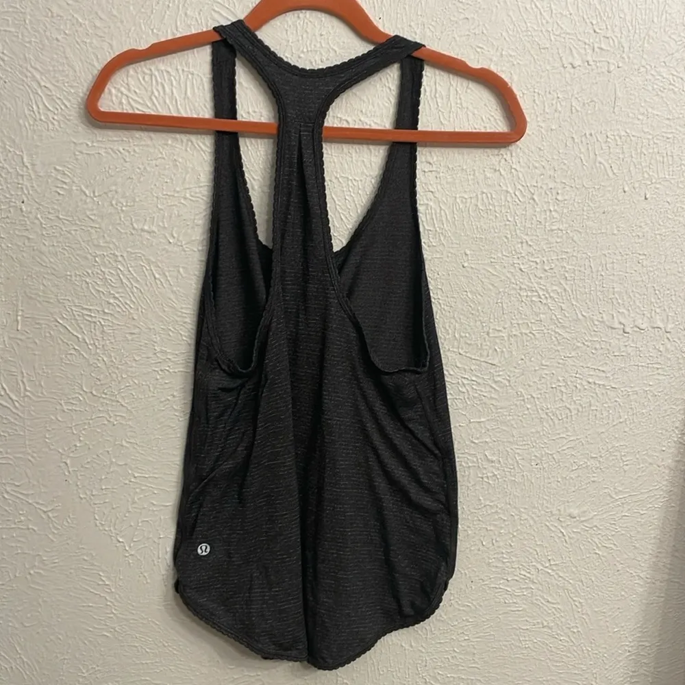 Lululemon 105 F Singlet - Image 4
